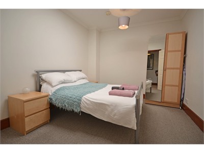 Double bedroom comes with en suite bathroom, this apartment is lovely.
